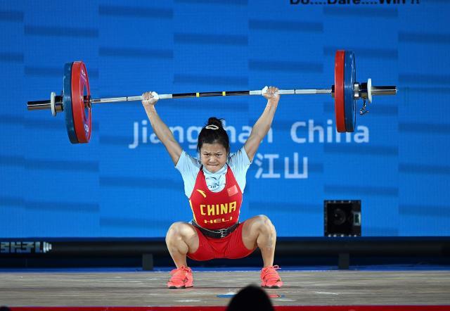 （体育）（1）举重——亚锦赛：女子45公斤级赛况XxjpseC007162_20250509_PEPFN0A001.jpg